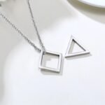 Collar De Triangulo Cuadrado