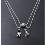 Collar Para Parejas Astronauta Magnético