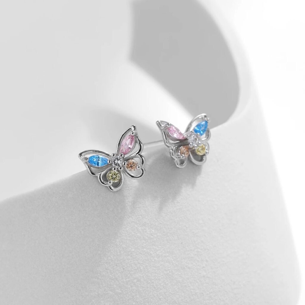 Aretes Butterfly Glow – Plata Esterlina - Detalle