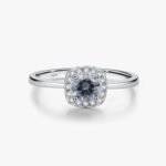 Anillo Crystal Halo – Plata Esterlina