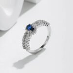 Anillo Sapphire Crow – Plata Esterlina